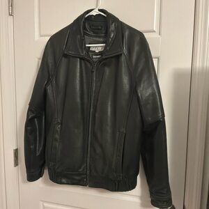Vintage Men's Black Wilson Leather Jacket small